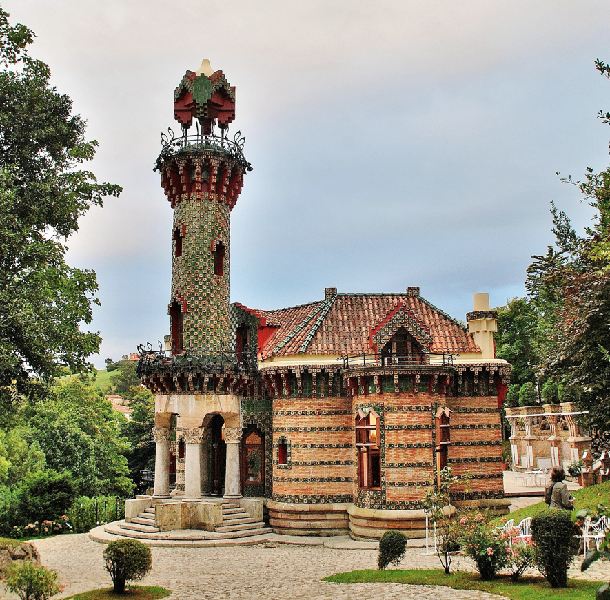 El Capricho de Gaudí Viajar por Cantabria Información turística de